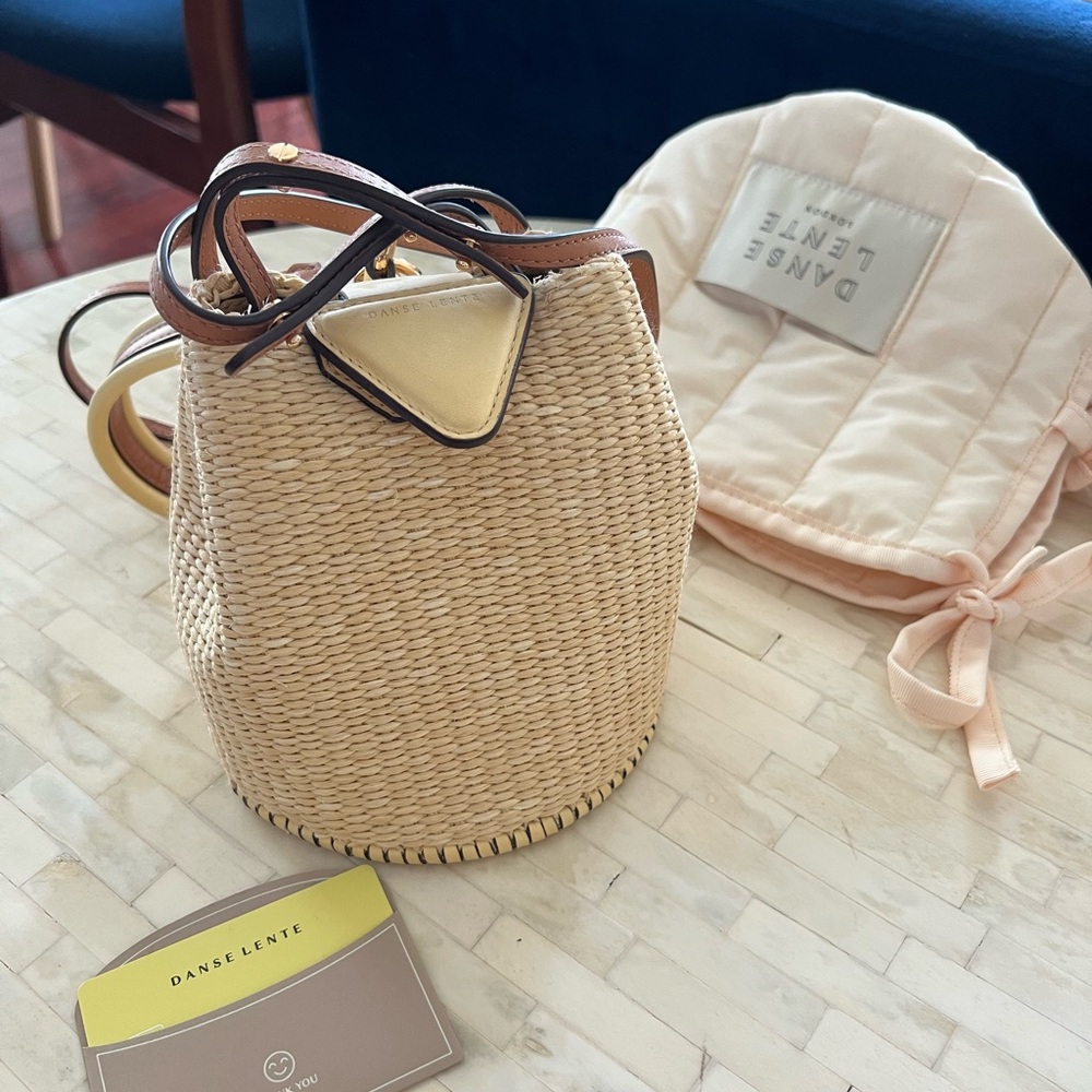 Danse Lente Raffia Women's bucket Bag
